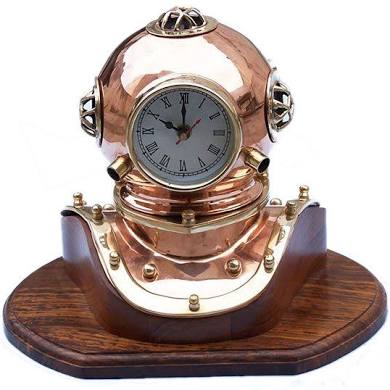 MAnauticaldivershelmetclock